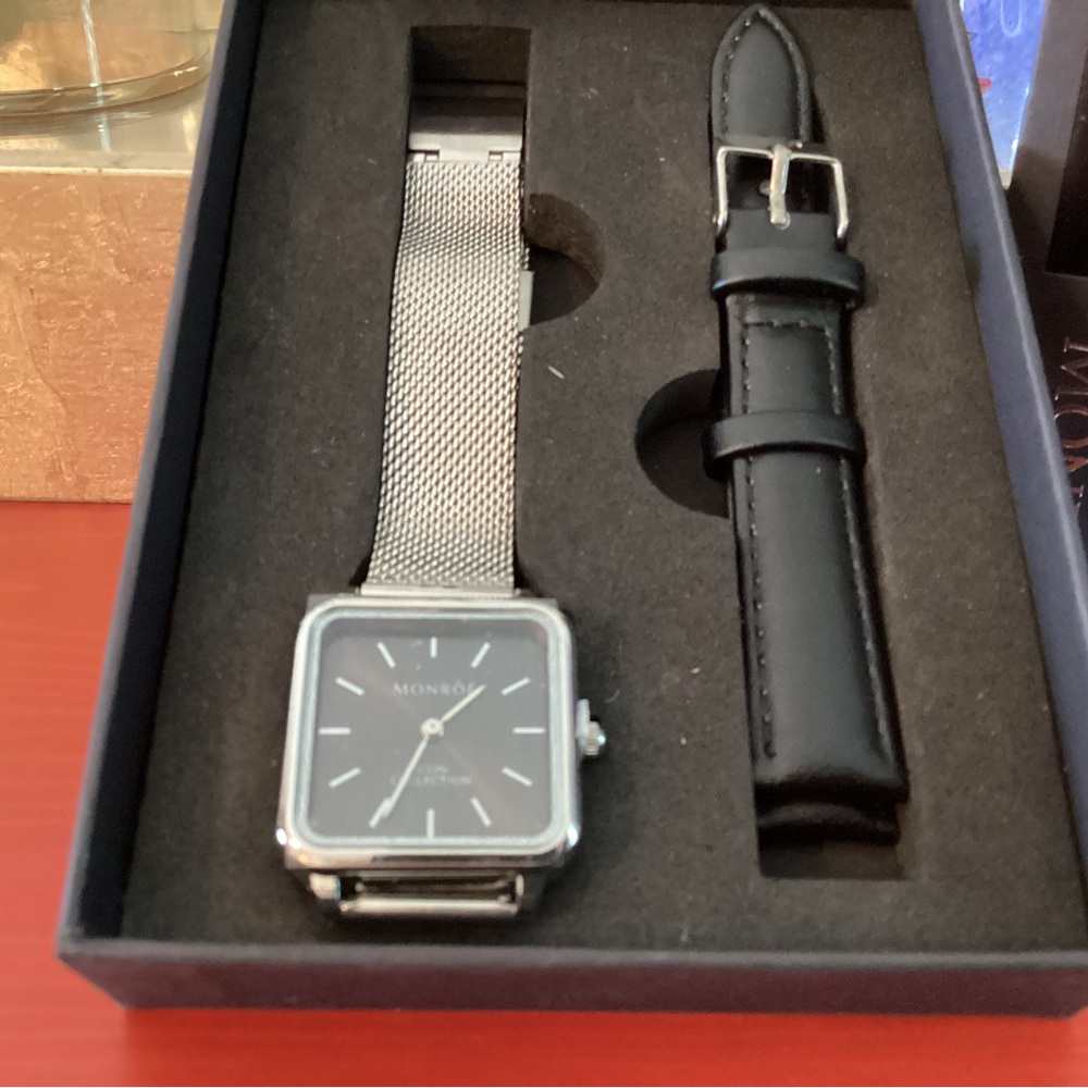 Monroe Watch Inter-changeable Bands